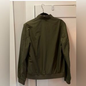 Olive Green Bomber Jacket Water-Resistant Lightweight